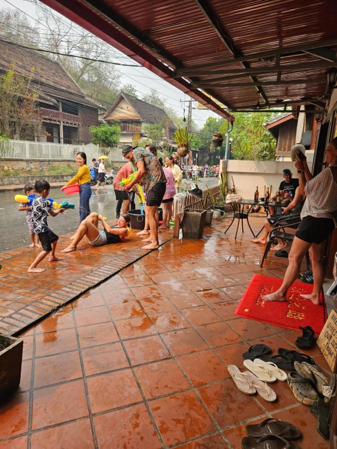 Chitlatda Bila House Acomodação com café da manhã Luang Prabang Exterior foto